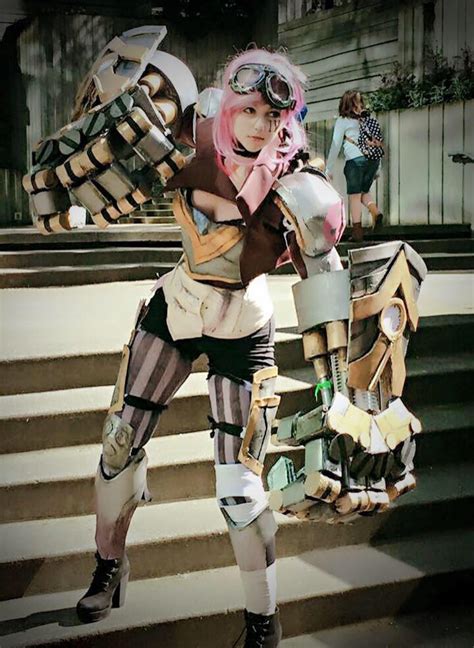 The Best League of Legends Cosplay of All Time