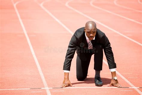 141 Businessman Ready To Run Running Track Stock Photos Free