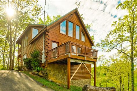 Bearly Naked Log Cabin Updated Holiday Rental In Gatlinburg