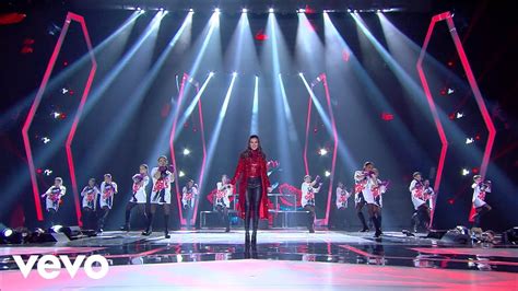 Hailee Steinfeld - Most Girls (Live at Indonesian Choice Awards 2018 NET 5.0) - YouTube