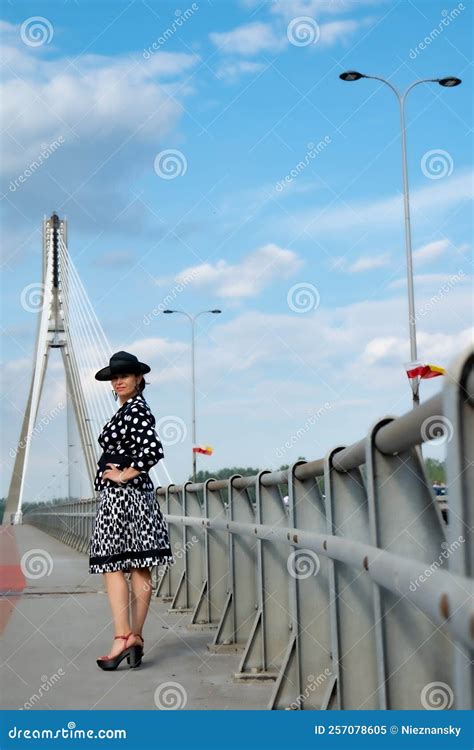 An Elegant Woman In Warsaw Stock Image Image Of Warsaw 257078605