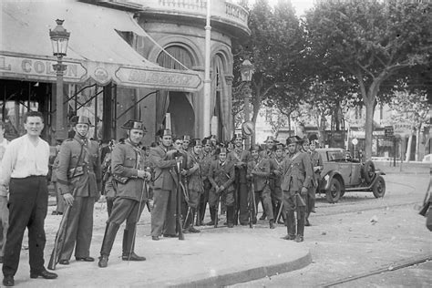 Fotos 18 De Julio El Comienzo De La Guerra Civil En Barcelona Por Centelles Cultura El PaÍs