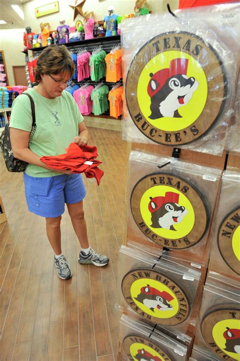 Buc-ee's New Braunfels wins award for cleanest restrooms in U.S.