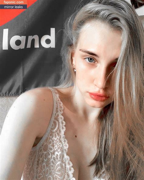 Girl Valerie Aka Aprikosin Aka Superbanka Nude Leaks OnlyFans Faponic