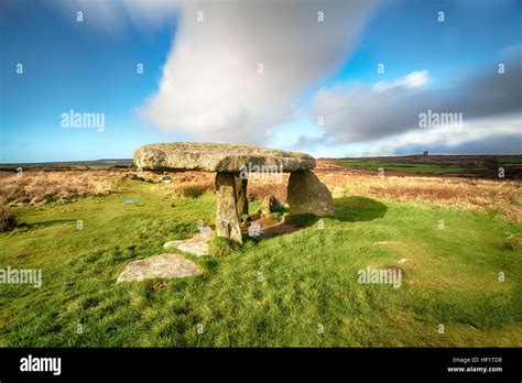 Lanyon Quoit A Neolithic Dolmen Near Madron On The Lands End Peninsula