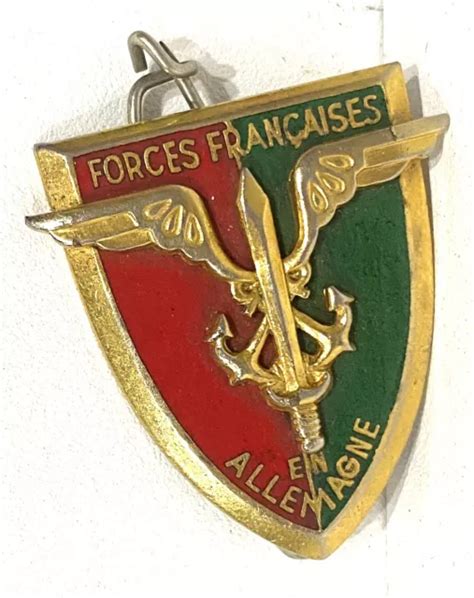 MÉDAILLE BROCHE PUCELLE insigne militaire forces française en