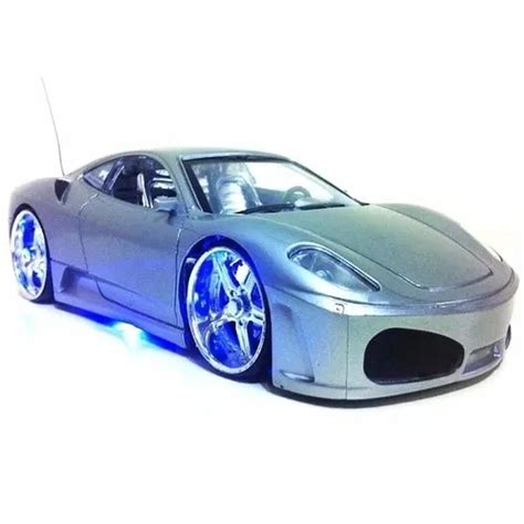 Carrinho De Controle Remoto Ferrari Led Nas Rodas E Neon Prata