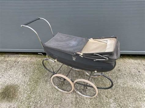 Lot 67 Dolls Pram