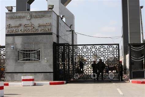 Gaza: More foreign nationals expected to leave through Rafah border ...