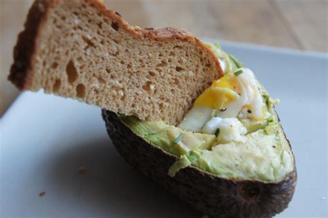 Rezept Gebackene Avocado Mit Ei Ein Glutenfreier Blog