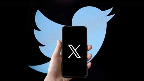 Elon Musk Rebaptise Twitter En X Et Remplace Le Logo Embl Matique De L