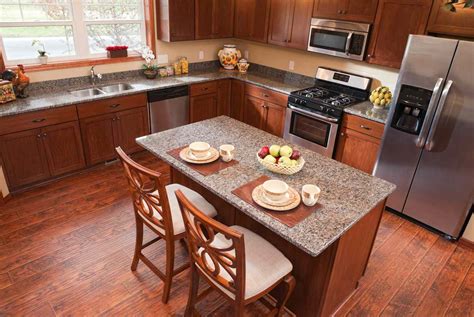 How to Use Laminate Flooring in the Kitchen