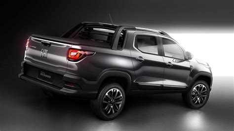 Nova Fiat Strada Tem Diversas Vers Es Reveladas Em Registro