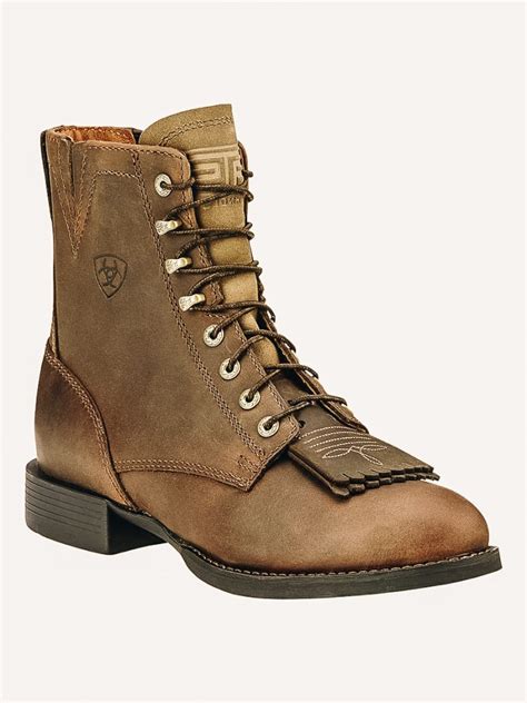 25 Best Womens Travel Boots For Fall Comfortable And Cute