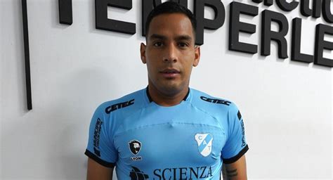 Emanuel Ibáñez volante peruano ficho por el Temperley de la Nacional