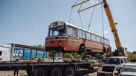 Remont Zabytkowego Autobusu Scania Cr M Z Roku