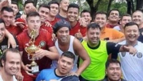 Ronaldinho Celebrará Su Cumpleaños En Prisión