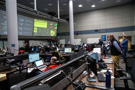 Dvids Images Fema Visits Ohios Emergency Operations Center During