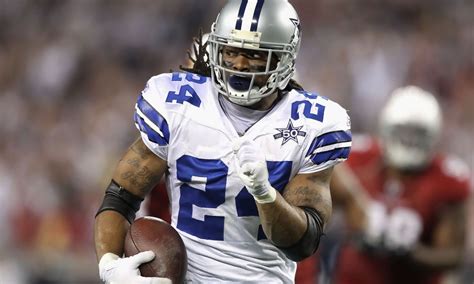 Former star Cowboys RB Marion Barber arrested