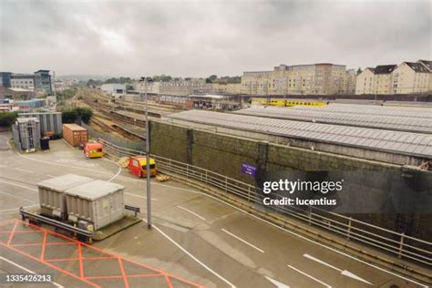 Aberdeen Railway Station Photos And Premium High Res Pictures Getty