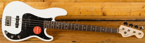 Squier Affinity Pj Bass Olympic White Peach Guitars