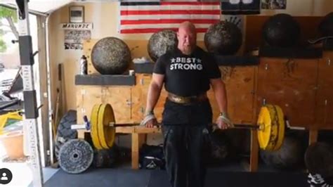 Strongman Legend Nick Best Deadlifts 500 Pounds For Whopping 22 Reps At