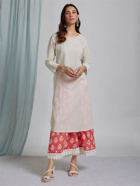 Buy White Hand Embroidered Cotton Kurta CyanA65 CYIN1 The Loom