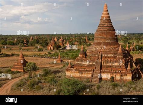 Bagan Temple Myanmar Stock Photo Alamy