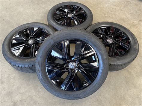 17 Inch Originele Alexandria Velgen Zomerbanden Volkswagen Touran