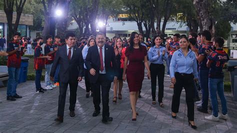 inaugura preparatoria  nuevos espacios en su  aniversario vida
