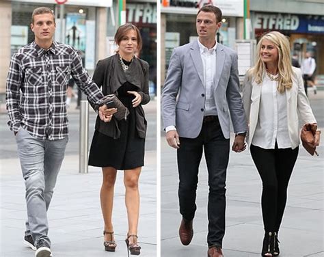 Man U Stars And Wags Bond With David Moyes Over Dinner