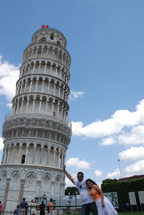 How to Plan a Day trip to Pisa & take some silly shots with the Leaning