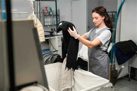 How Does Dry Cleaning Works Unveiling Process Fast Clean Laundry