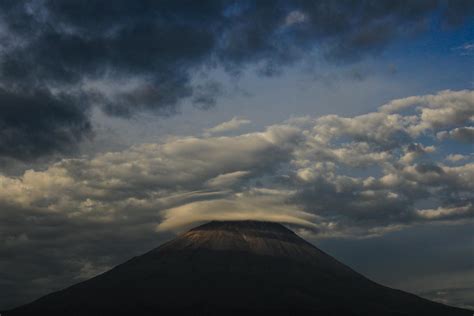 Scenic View Of Mount Fuji · Free Stock Photo