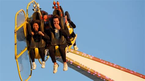 Pickle Cotton Candy Ferris Wheels And More See Cnes Attractions