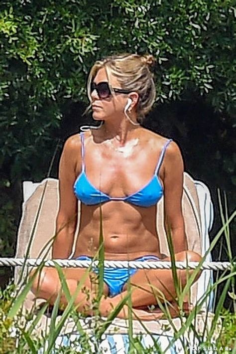 Jennifer Aniston Bikini Pictures Popsugar Celebrity