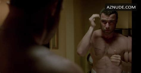 Liev Schreiber Nude And Sexy Photo Collection AZMen