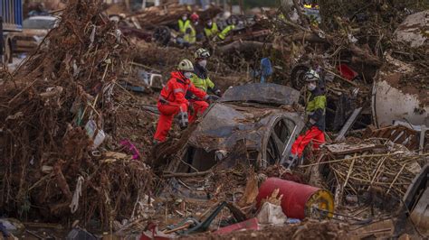 Video Valencia Officials Rule Out Resignations Over Flood Response