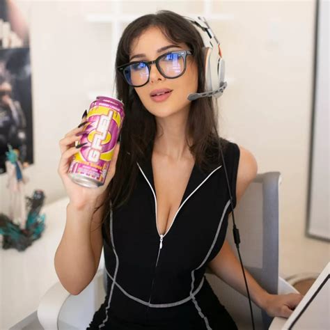 40 Sssniperwolf Hot Sexy And Bikini Pictures