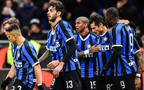 Inter Fiorentina Risultato In Diretta Live Dei Quarti Di Coppa Italia