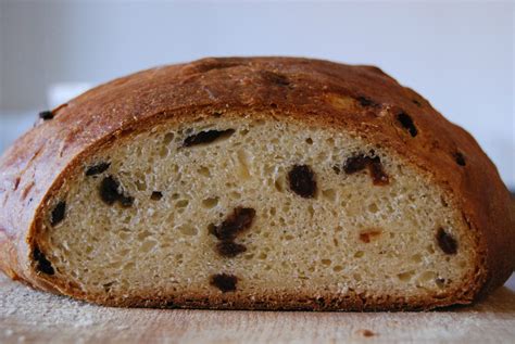 A History Of The Selkirk Bannock Including Recipe For Making Your Own