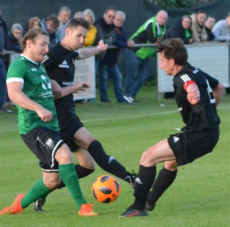 Football Dun Stade Lautre Les Enjeux Pour Les Clubs De La R Gion