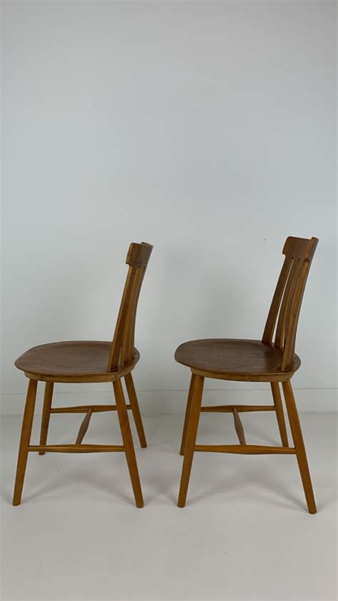 Bekijk Scandinavisch Vintage Teak Fineren Eetkamer Stoelen Op Reliving