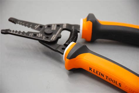 Klein Insulated Wire Stripper and Cutter Expert Review