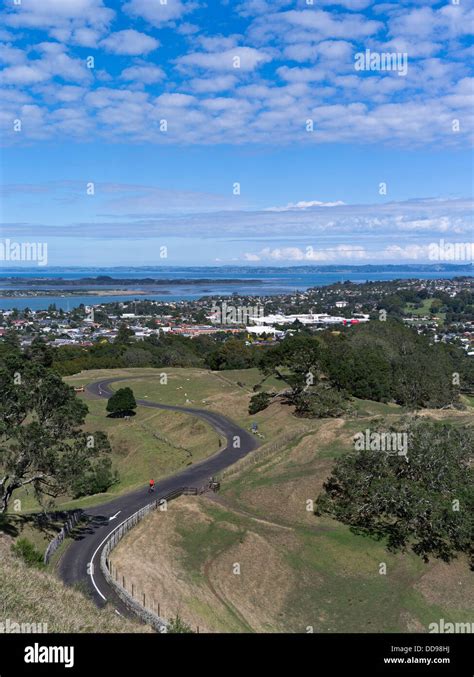 Dh One Tree Hill AUCKLAND PARKS NEW ZEALAND NZ Cyclist Cycling Road