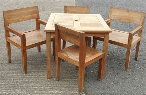 Secondhand Pub Equipment Beer Garden Furniture 4x New Slight 2nds