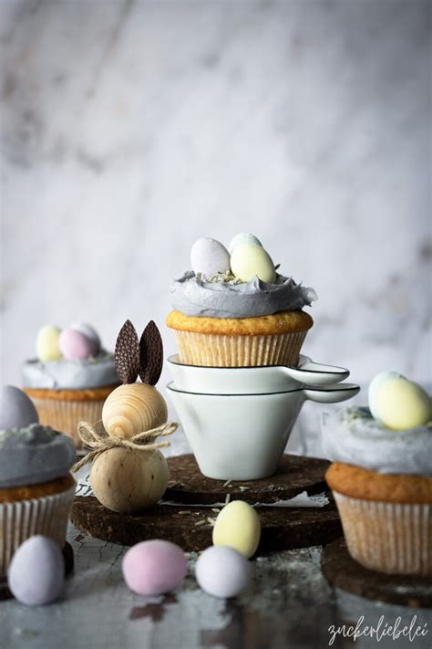 Marzipan Cupcakes Mit Lavendel Creme Und Lavendelzucker Zuckerliebelei