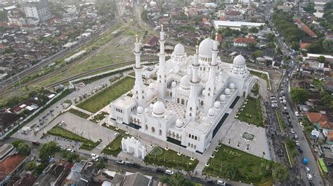 Aerial View In The Evening Sheikh Zayed Grand Mosque In Surakarta Central Java Indonesia