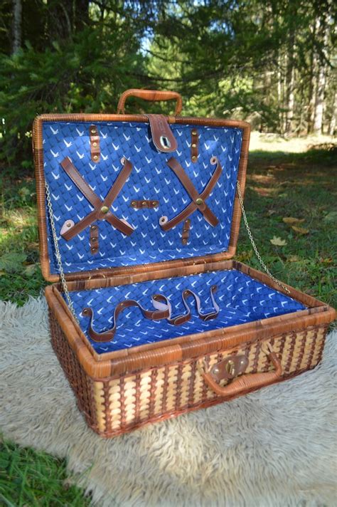 Large Grey Goose Wicker Picnic Basket Vintage Wicker Gem