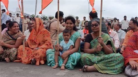 सोलापूर जिल्ह्यात चक्का जाम आंदोलन Chakka Jam Movement In Solapur District